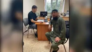 Мужчина приставал к девушке в мечети Актобе