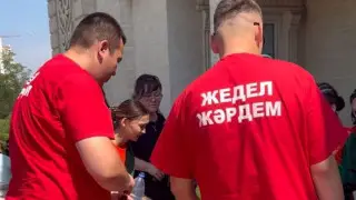 В Актау участники международного фестиваля падали в обморок из-за жары