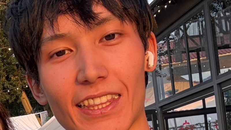 Фотографию предоставила тетя молодого человека