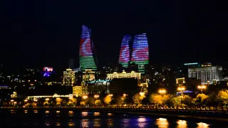 “Приехали наши братья“. Казахстанцы заполонили Баку