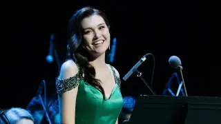 Токаев поздравил оперную певицу Айгерим Алтынбек