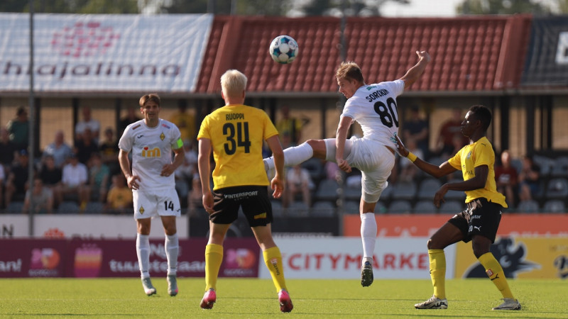 Фото: instagram.com/f.c.kairat/