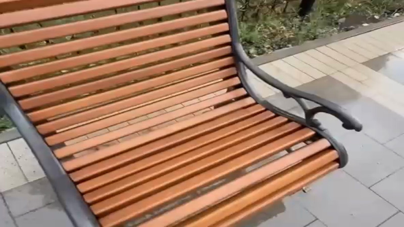 Кадры из видео