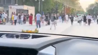 “Опозорился, уехал“: водитель заехал на Арбат и разозлил алматинцев