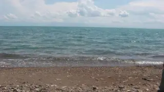 “Людям перекрыли доступ“. Берег Капшагая отдали частникам - депутат