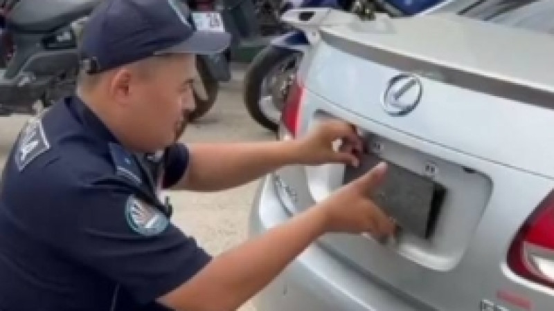 Кадры из видео