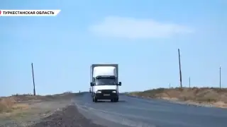 Дорожное полотно на новой республиканской трассе испортилось, не прослужив и месяца