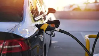 Казахстанцев предупредили о возможном дефиците бензина осенью