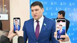 Представитель Берденова о заявлениях Жиембая: Чисто по-человечески - стыдно