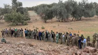 Обследовали половину территории, но не нашли - МЧС о пропавшем экипаже вертолёта