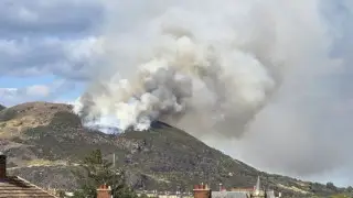 На знаменитом шотландском вулкане Трон Артура вспыхнул пожар