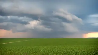 Дожди, град и жара: какие погодные перепады ждут Казахстан 12 августа