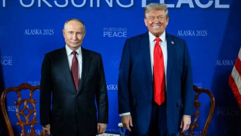 Совместный снимок Путина и Трампа на встрече в Анкоридже. Фото: The White House