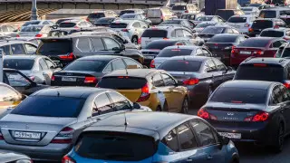 Казахстану сулят лавину подержанных машин из России по дешевке: что известно