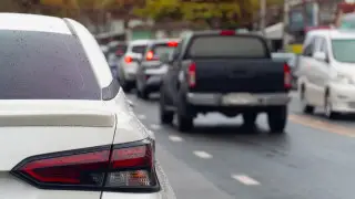 “Зачем нужна десятилетняя Toyota?“ - эксперт об “идущей на Казахстан“ лавине б/у авто