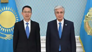 Токаев и посол Китая обсудили подготовку к визиту в КНР