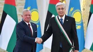Токаева наградили орденом королевства “Аль-Нахда“