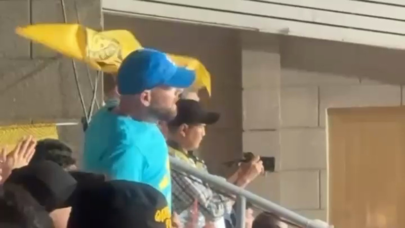 Кадры из видео