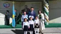 Аким Алматы поздравил школьников с Днем знаний