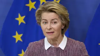 FT: Россия оставила самолет с главой Еврокомиссии без навигации при посадке