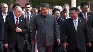 Си Цзиньпин, Путин и Ким Чен Ын вместе вышли смотреть парад в Пекине