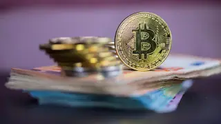 Криптовалюту легализуют в Казахстане: Что предлагает Минцифры