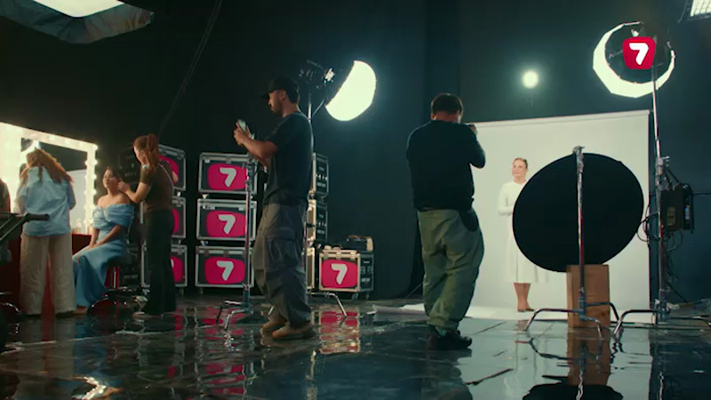 Кадры из видео