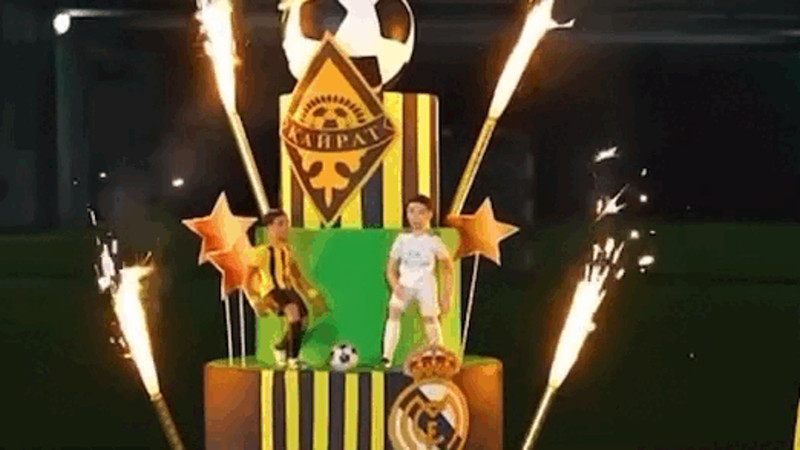 Кадры из видео