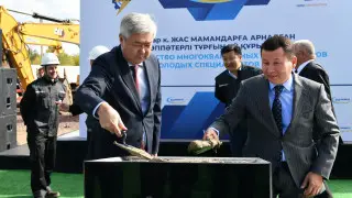 В Топаре запустили новую турбину и начали строительство жилья для энергетиков