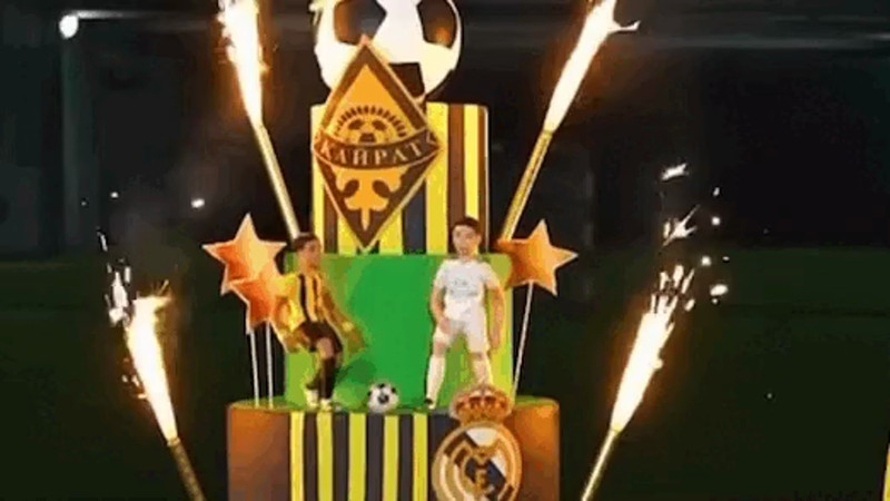 Кадры из видео