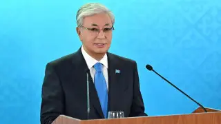 Золото и серебро ЧМ-2025: Токаев поздравил казахстанских боксёров с победами