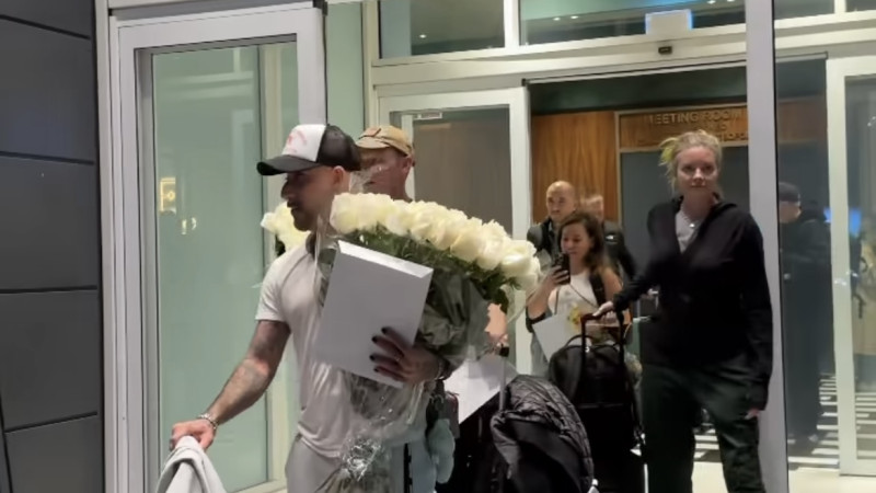 Кадры из видео