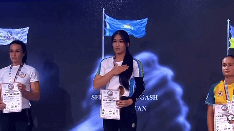 Кадры из видео