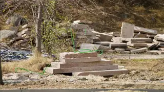 Куда перевозят снятые плитки с Большой Алматинки, ответил подрядчик