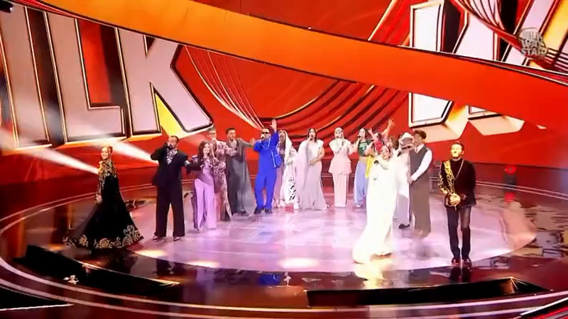 Кадры из видео