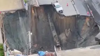 Жуткие кадры: в Таиланде образовалась огромная воронка