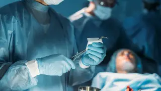 “Минздрав прикрывает роддом“: юрист о забытой марле в животе алматинки