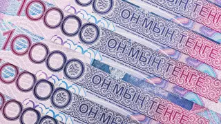 Триллионы тенге на бумаге, гастарбайтеры — на деле: депутат о тендерах