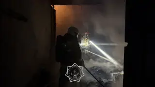 Административное здание загорелось в Алматы