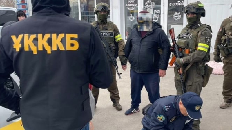 Кадры из видео