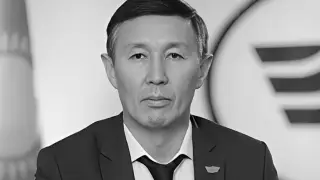 Ушёл из жизни казахстанский журналист Азат Рыстанбек