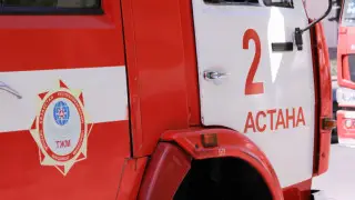 Пожар по повышенному рангу тушат в Астане