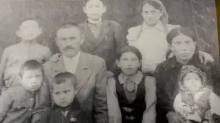 Через 70 лет потомки чеченской девочки нашли в Актобе приютившую ее семью