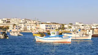 Греция заплатит до 11,2 миллиона тенге за переезд