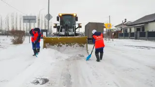 Более 3000 тонн техсоли и 14 000 рейсов: как работают коммунальщики Астаны 