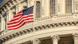 Конгресс США одобрил закон о бюджете, который завершит рекордный шатдаун