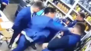 “Хочешь, нос сломаю“: в компании объяснили скандальное видео с “избиением“ сотрудников