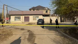 “У них был сундет той“: соседи рассказали о ночи перед трагедией в Алгабасе