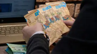 Правительство рассмотрит вопрос повышения минимальной зарплаты в 2027-2028 годах