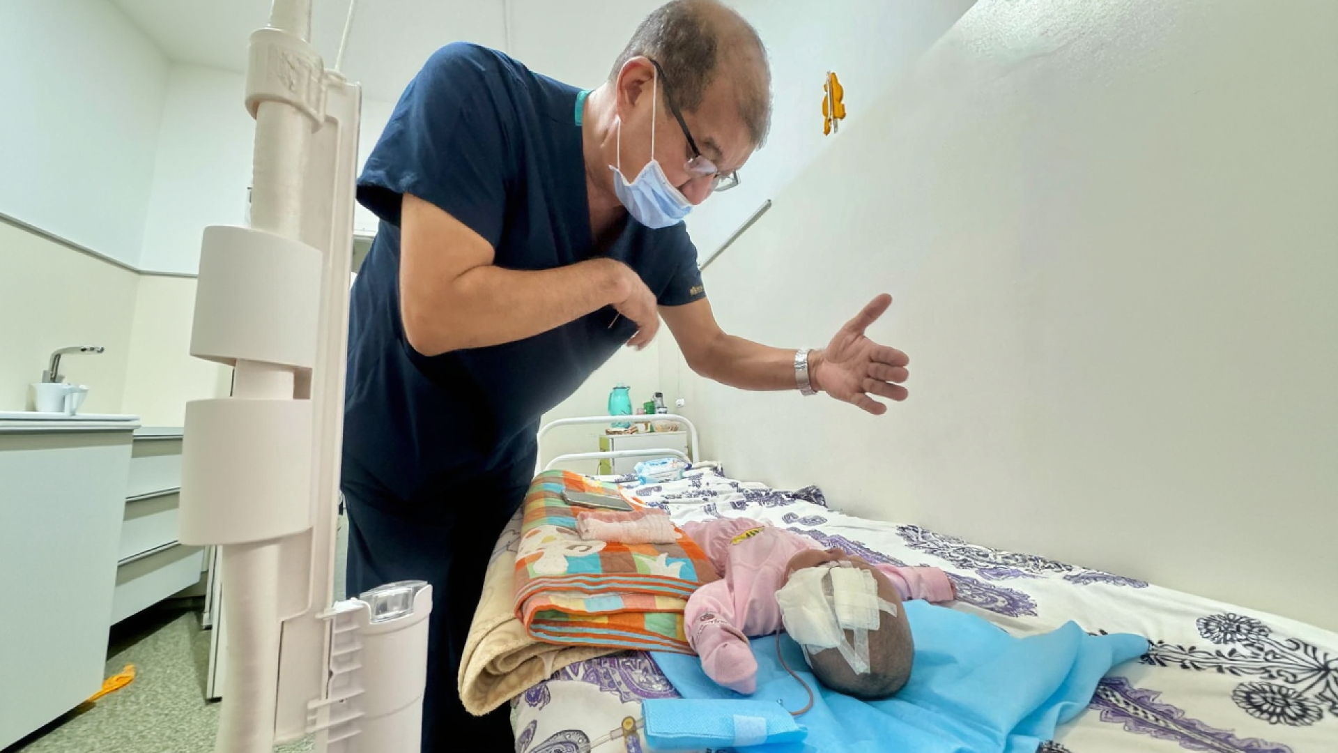 Казахстанские врачи спасли трёхмесячного ребёнка с кровоизлиянием в мозг